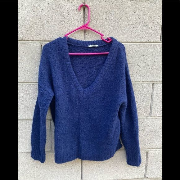 Reformation Amelia V neck Sweater M - Picture 7 of 7